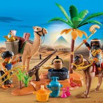 Das Lager der Grabräuber ist einer der acht verfügbaren Ergänzungsartikel. Foto: djd/Playmobil