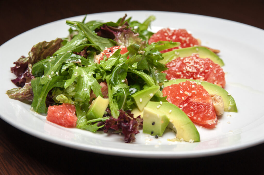 Salat mit Pomelo
